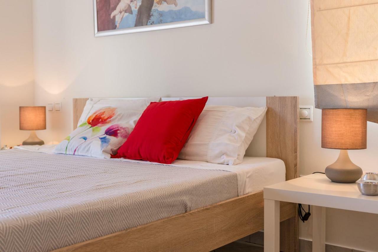 Villa Santa Barbara Marathón Екстериор снимка
