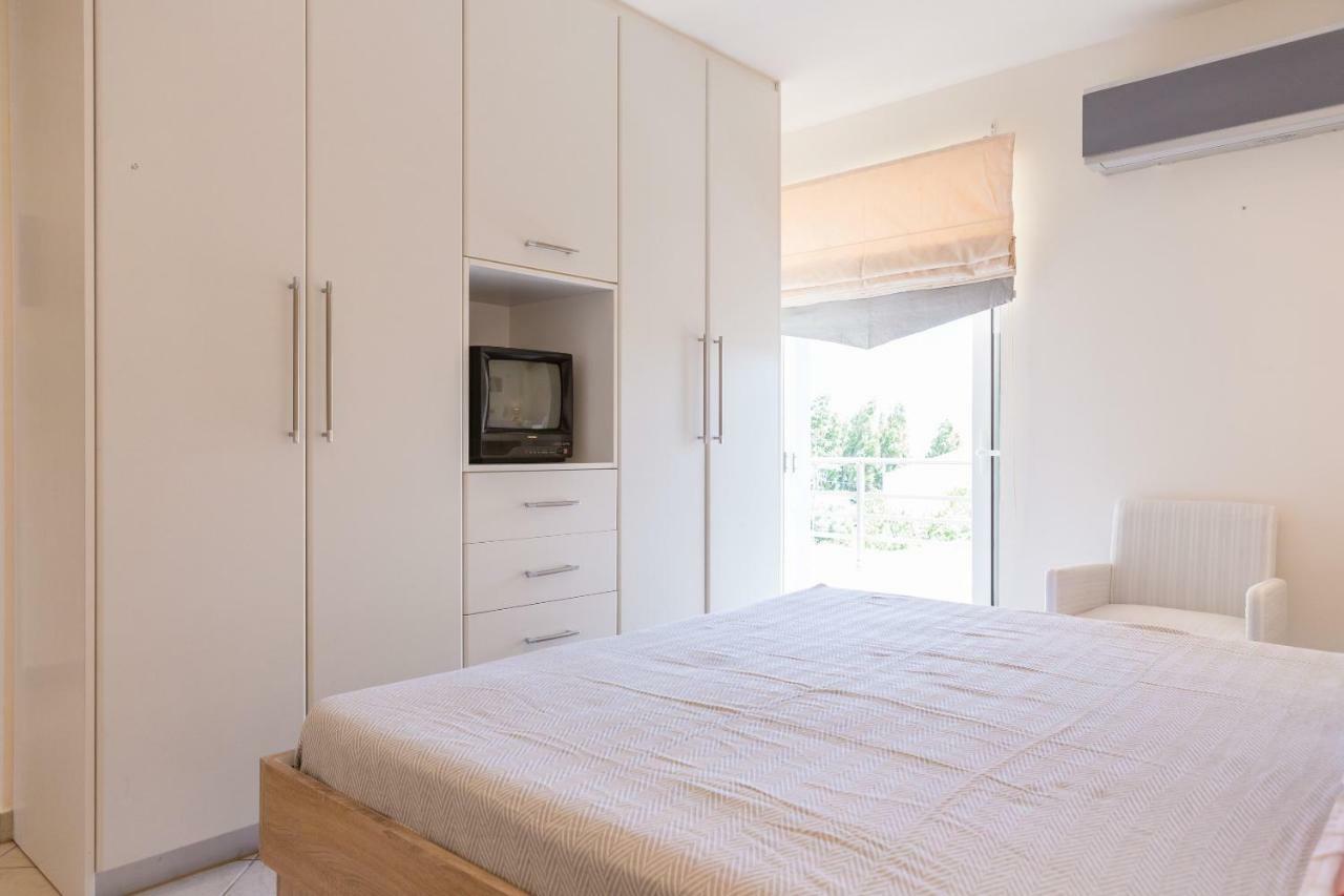 Villa Santa Barbara Marathón Екстериор снимка